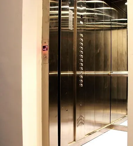 酒店 Heights 布加勒斯特